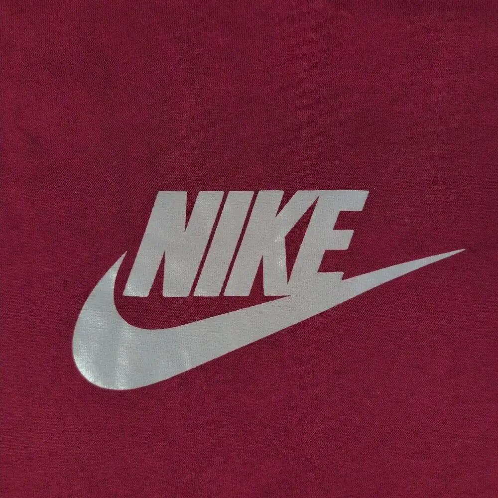 Vintage Y2K Nike Women's Swoosh Logo Dark Red T Shirt Cropped Fit Large Sporty